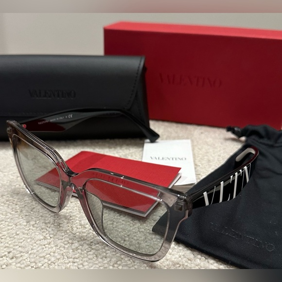 New! Valentino Square Sunglasses w/ Studs, Transparent Grey VA4084F NEW in Box! - Picture 2 of 12